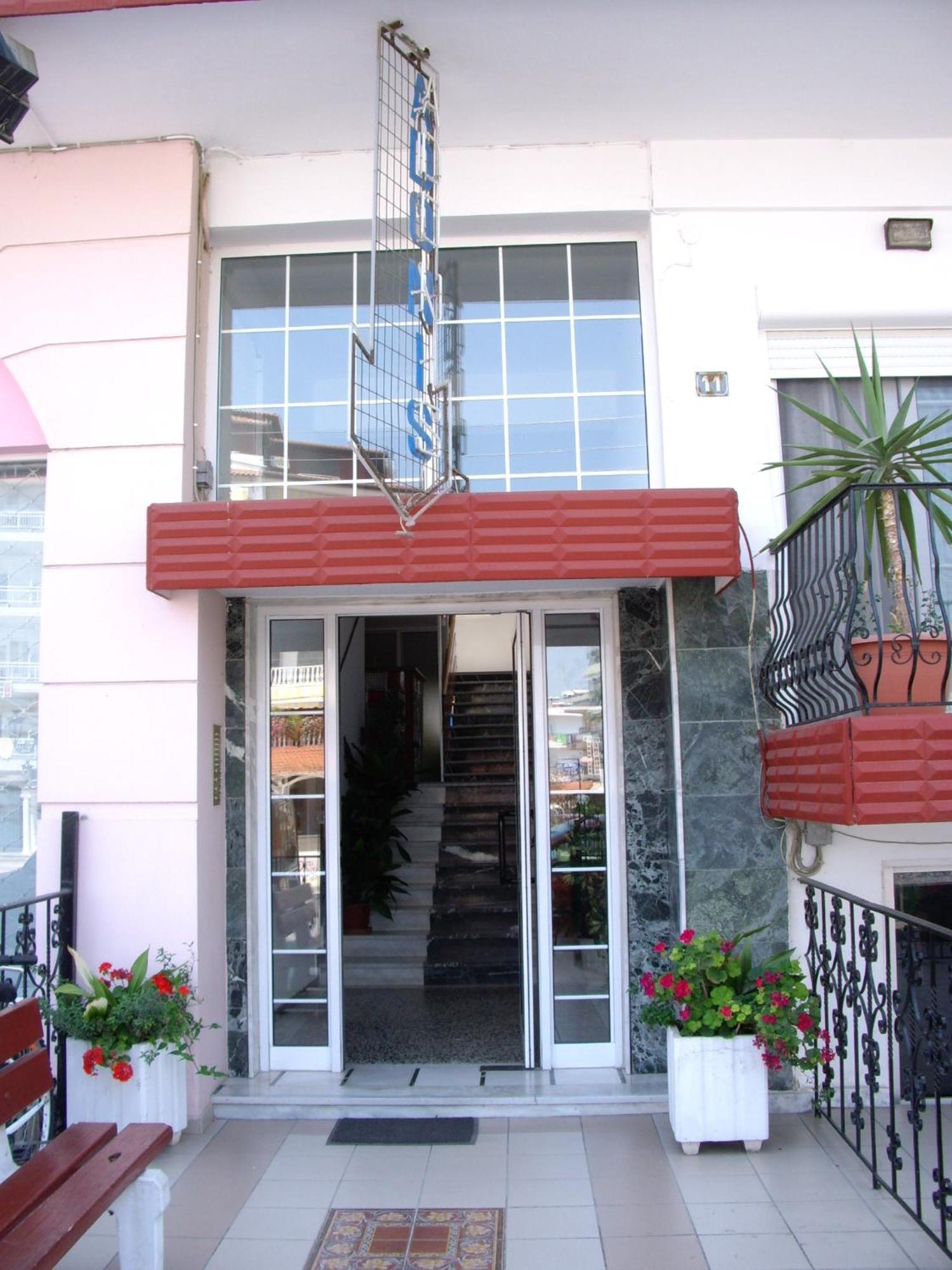 Adonis Apartments Paralía Exteriör bild