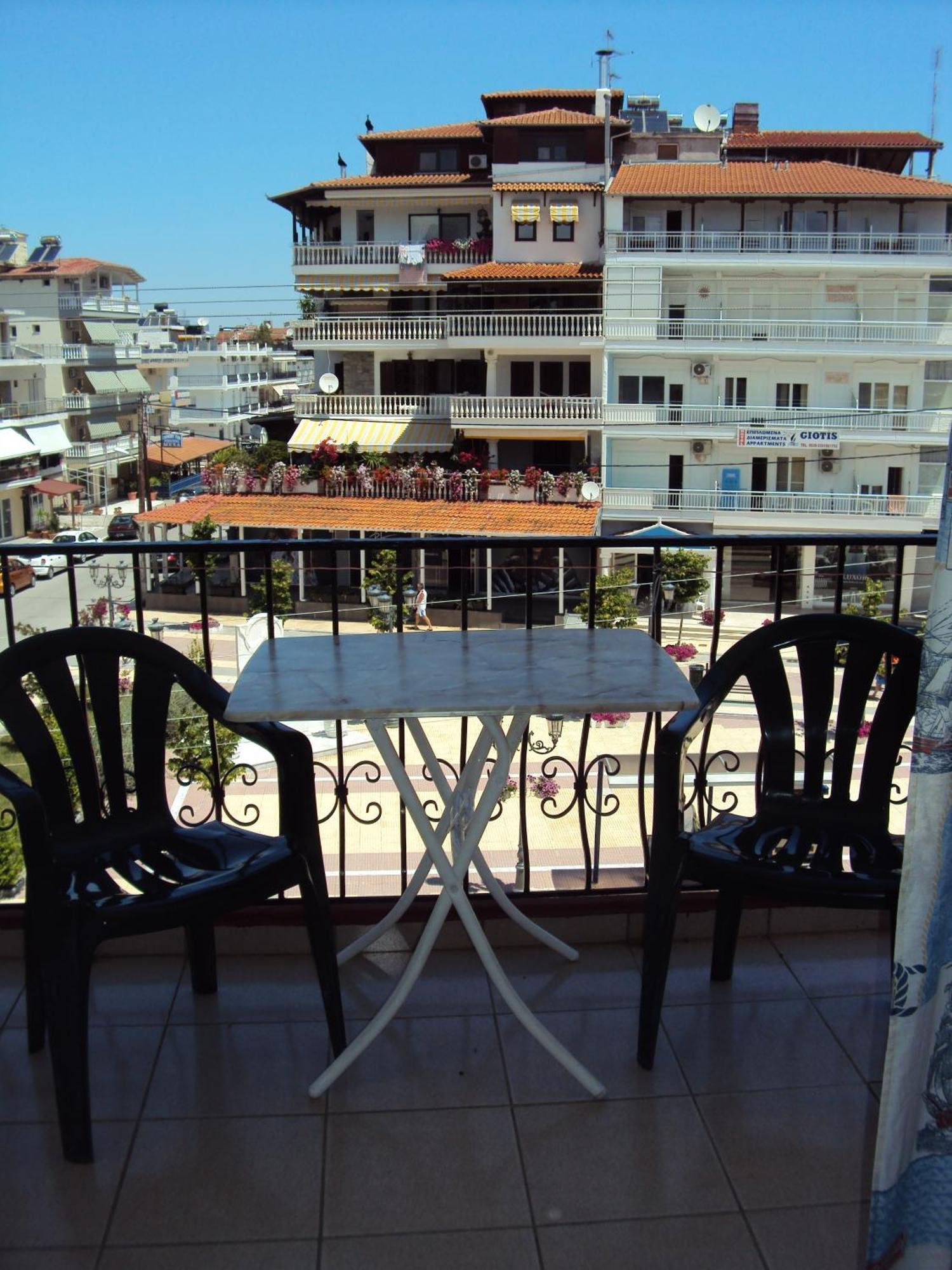 Adonis Apartments Paralía Exteriör bild